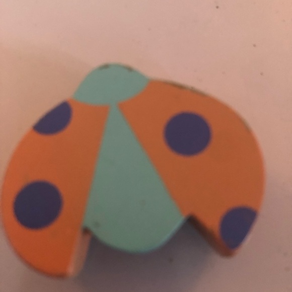 Vintage child decorative drawer handles, bright fun colours, very little wear. - Picture 10 of 13